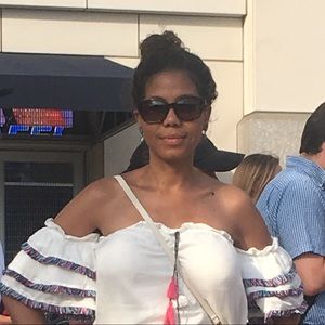 Meet your Posher, Ana sofia